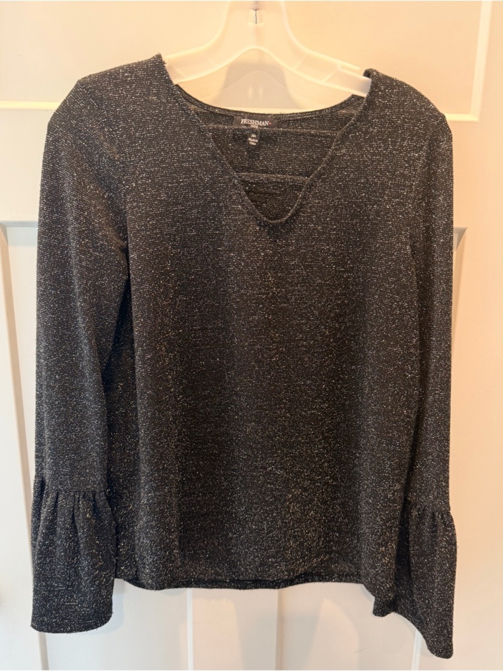 Black Metallic Shimmer Top M Bell Sleeve Dressy Party Night Out